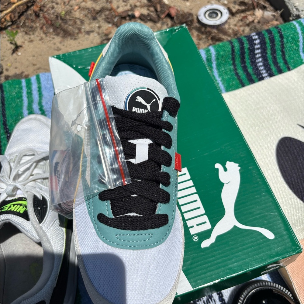 Puma White and Teal Sneakers